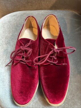 Women’s Velvet Derby Shoes in Deep Wine Red